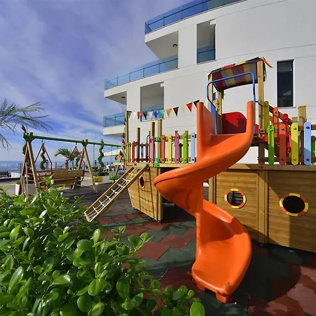 Admiral Villa